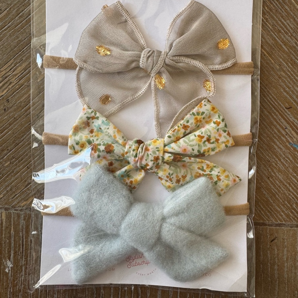 Gray and Yellow Hair Bow Set Accessories